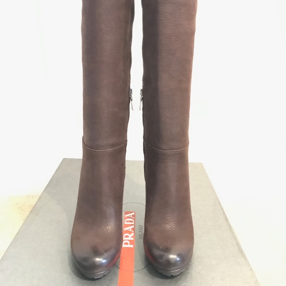 Prada boots - Picture 1 of 7